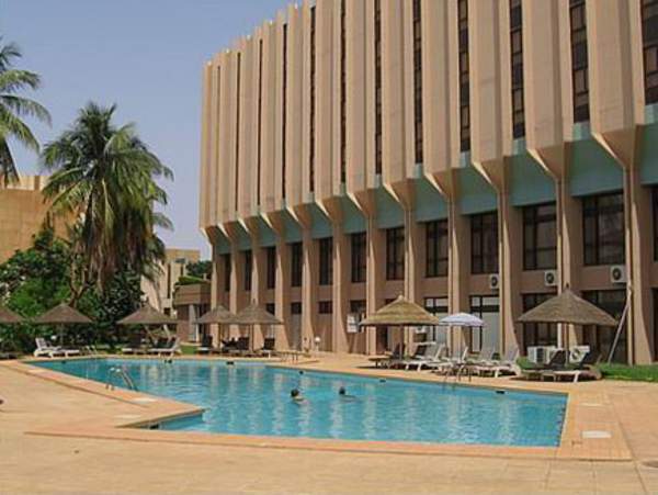 Gaweye Hotel Niamey Exterior photo